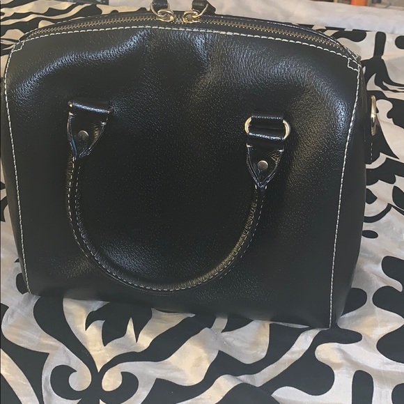 Kate Spade Alessa Wellesley Boston Zip around tote - Picture 5 of 8